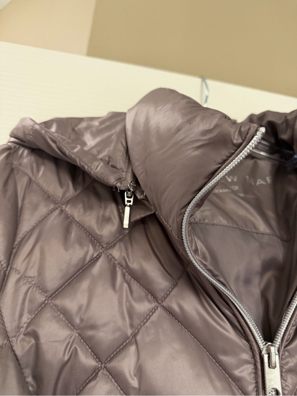 Andrew Marc Quilted Long Puffer Coat Size S Metallic Taupe Mauve Hooded Zip - Picture 3 of 11